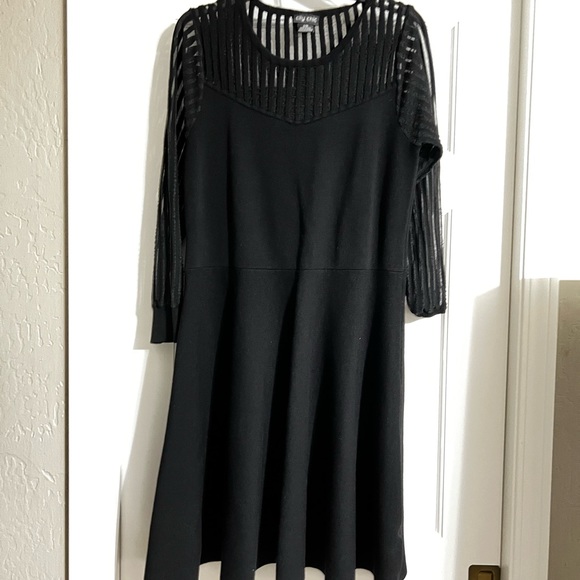 City Chic Sweater Dress - Picture 3 of 8